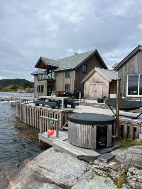 Amundøya Boathouse